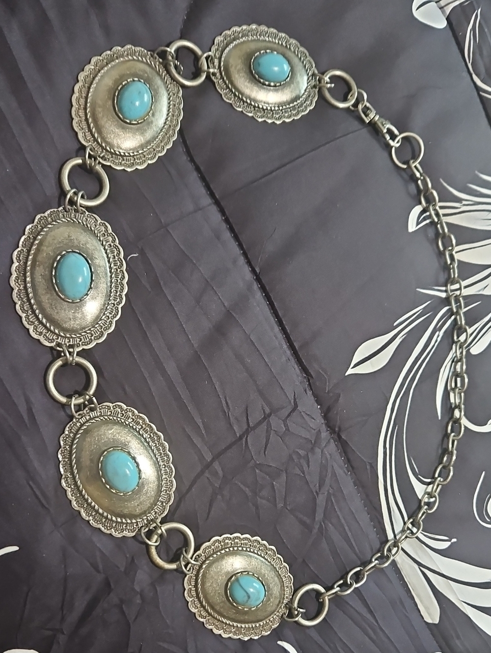 South Western Silver-Tone Western Link Belt with Turquoise Cabochons